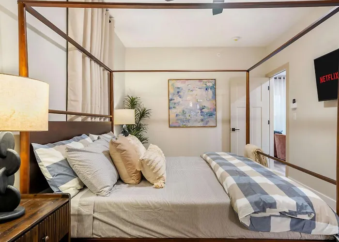 Elevated Gem - Sleeps 12 - 20 Mins To Downtown Chicago * Oak Park