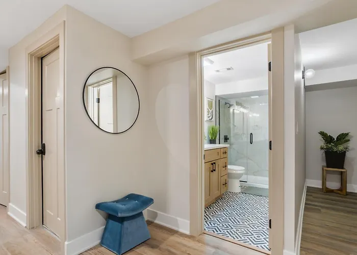 Elevated Gem - Sleeps 12 - 20 Mins To Downtown Chicago *